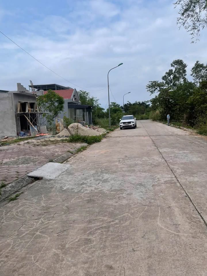 Đất Tái định cư khu 1 Hải Hòa 100m² giá 1.6 tỷ - View biển tuyệt đẹp!