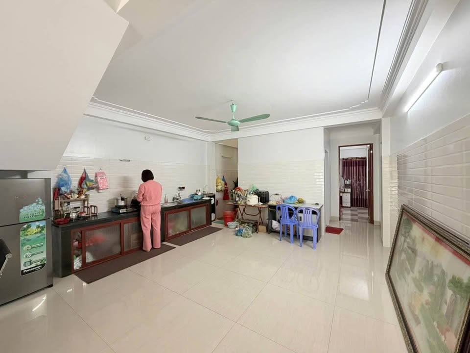 Nhà 2 tầng Đặng Thái Thân, Xuân Tăng 100m² giá 2.55 tỷ - Vị trí đẹp, pháp lý rõ ràng!