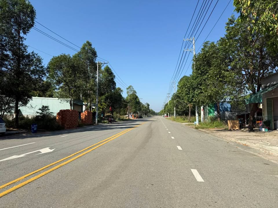 Đất nền mặt tiền đường NI18, Bến Cát 150m² giá 2.2 tỷ - Đầu tư sinh lời ngay!