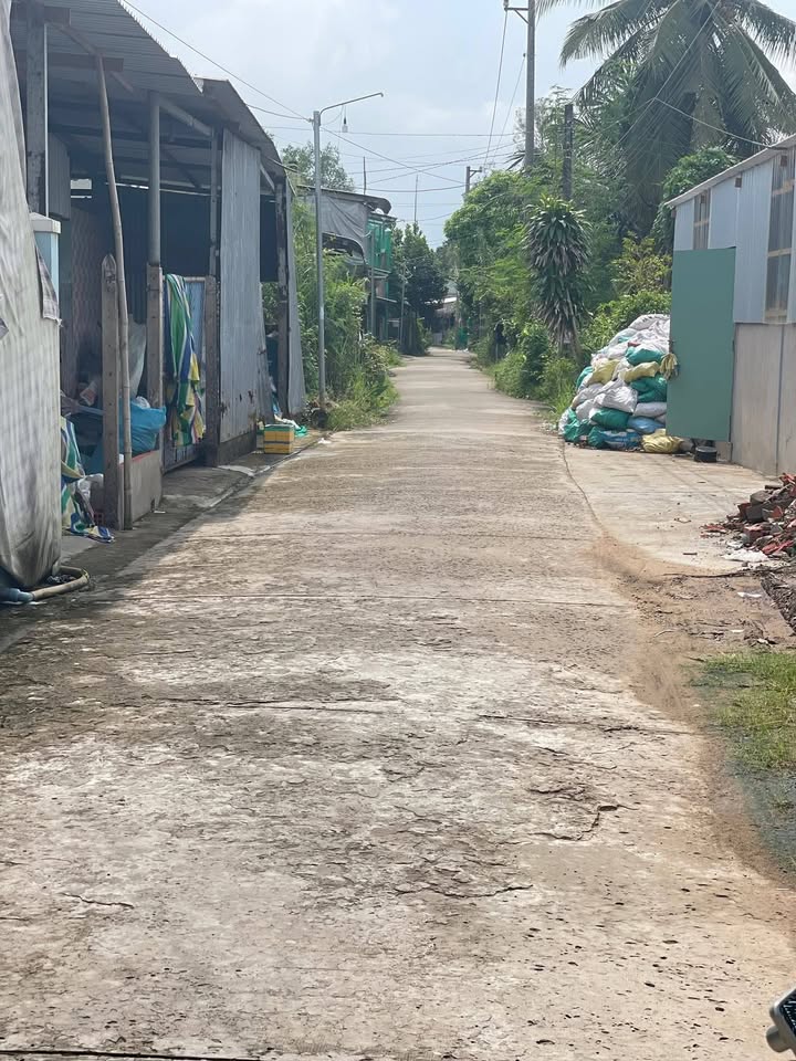 Nhà riêng Trường Khánh Sóc Trăng 155m² giá 6xx triệu - Gần chợ, ô tô vào tận nơi!