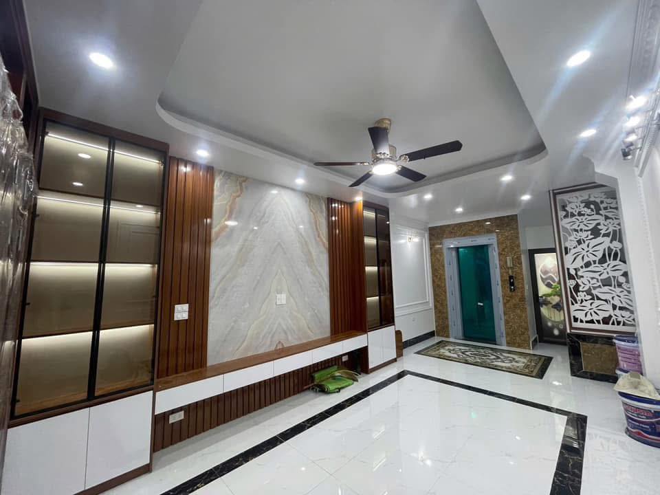 Nhà 6 tầng Minh Khai Bắc Từ Liêm 35m² giá thỏa thuận - Full nội thất, an ninh tuyệt đối!