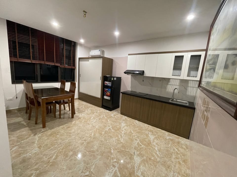 Căn hộ 464 Bưởi, Ba Đình 2PN 1WC - Full nội thất, thang máy tiện lợi!