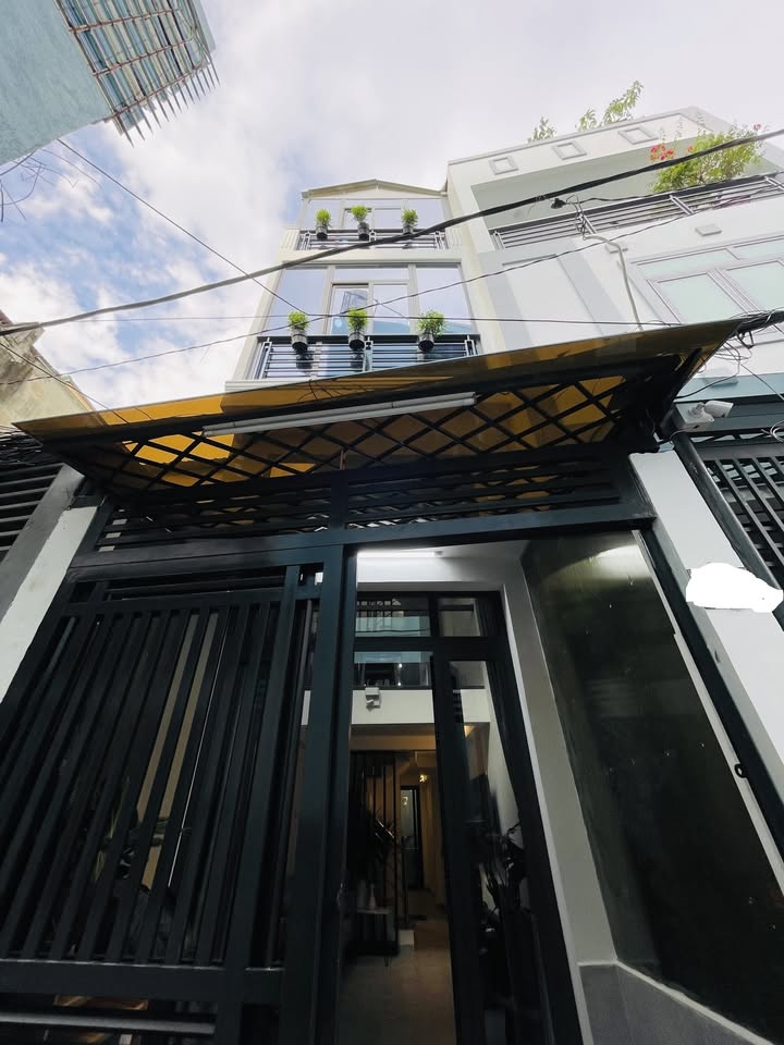 Nhà đẹp đường Vĩnh Viễn, Q10 - 36m² giá chỉ 5.5 tỷ - Sẵn sàng vào ở!