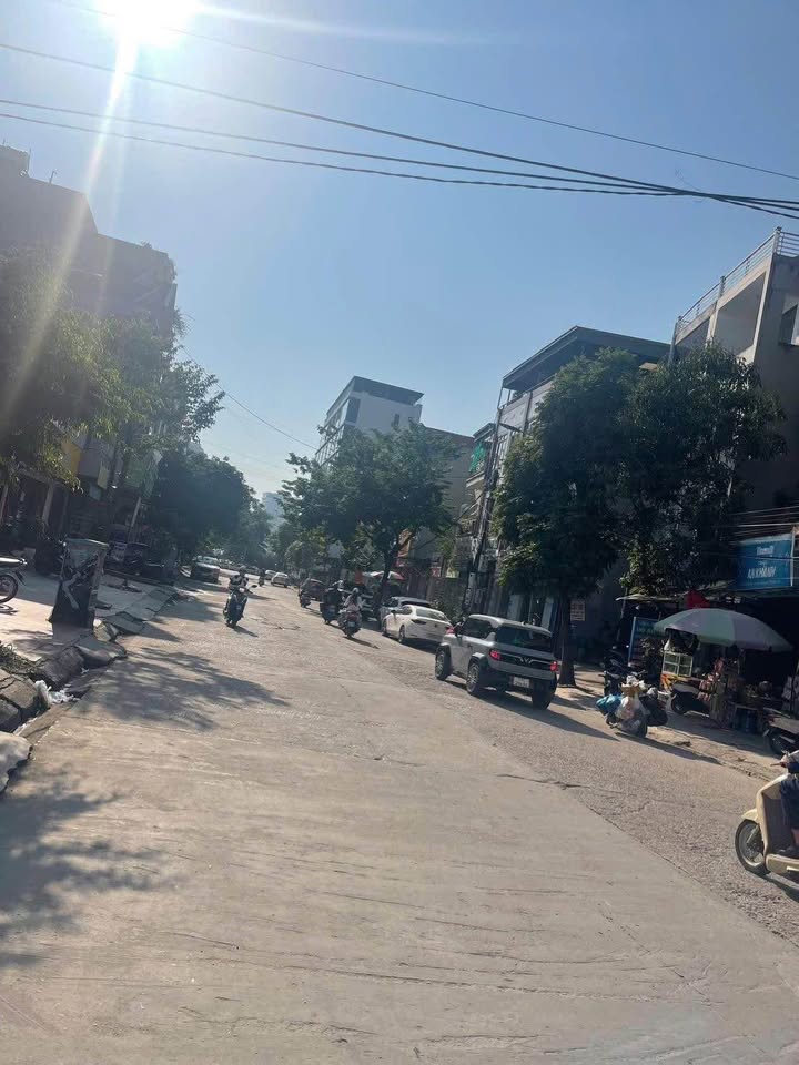 Đất biệt thự sân vườn Bãi Cháy 130m² giá thỏa thuận - Phong thủy tốt, cơ hội đầu tư hấp dẫn!