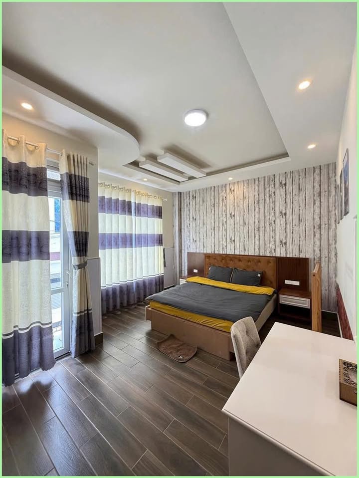 Nhà cho thuê đường Phan Đình Phùng Đà Lạt 5PN - Full nội thất tiện nghi!