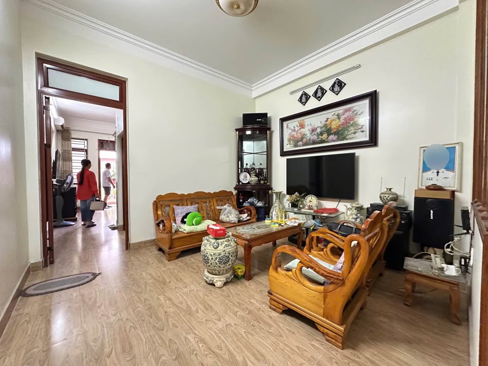 Nhà mặt đường Chùa Hàng, Lê Chân, 82m² giá 12 tỷ - Đầu tư sinh lời ngay!