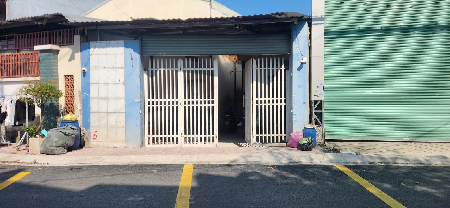 Cho thuê mặt bằng 49m² tại Ấp 4, Hóc Môn - Mặt tiền đường mới, gần chợ Gấu!