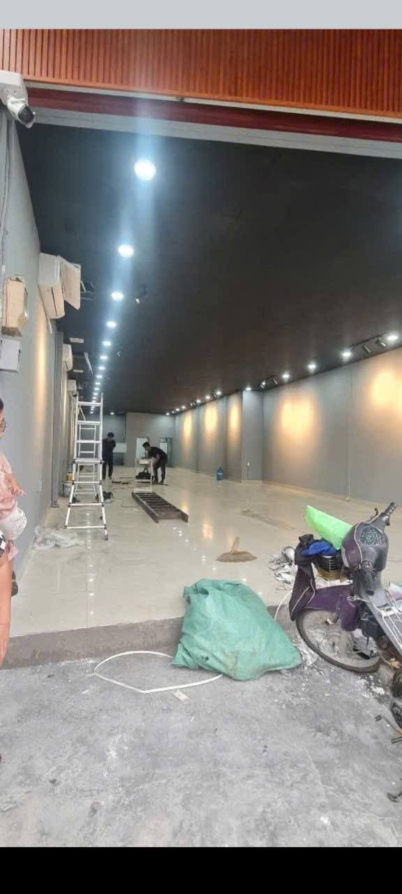 Nhà cho thuê mặt tiền đường Nguyễn Ảnh Thủ, quận 12, 250m² - Giá 20 triệu/tháng, không qua môi giới!