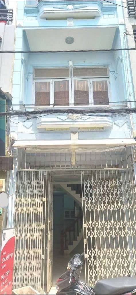 Nhà nguyên căn Huỳnh Văn Nghệ, Quận Tân Bình 52m² giá chỉ 12 triệu - Thích hợp cho gia đình!