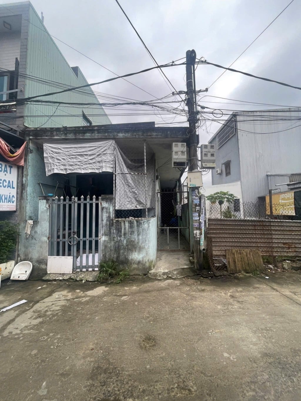 Nhà trọ 5 phòng tại kiệt 300/2 Tô Hiệu 100m² giá 5.15 tỷ - Đầu tư sinh lời ngay!