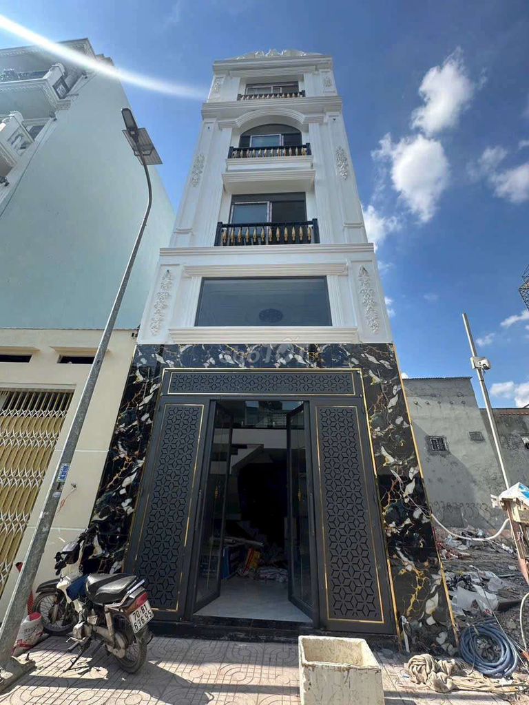 Nhà phố 51/ Đường 18B, Bình Hưng Hoà A, Quận Bình Tân 54m² giá 7,1 tỷ - Dọn vào ở ngay!