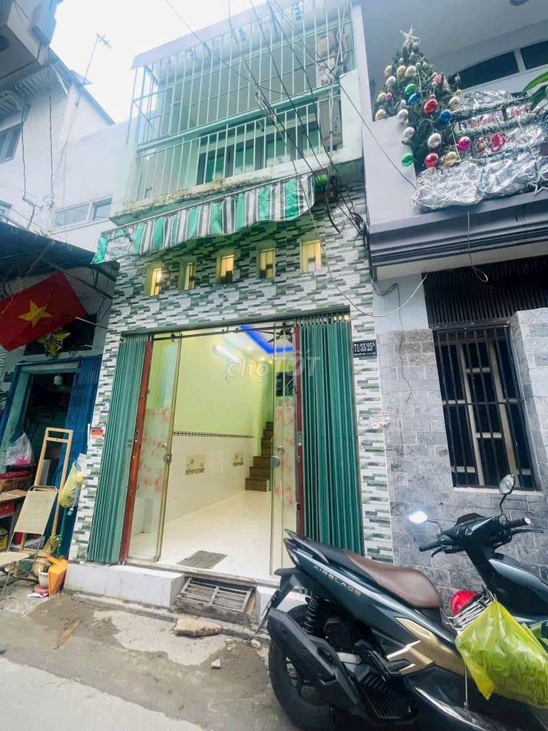 Bán nhà hẻm rộng Điện Biên Phủ P15 Bình Thạnh, 21m² chỉ 3.45 tỷ - Cách Q1 chỉ 1 cầu!