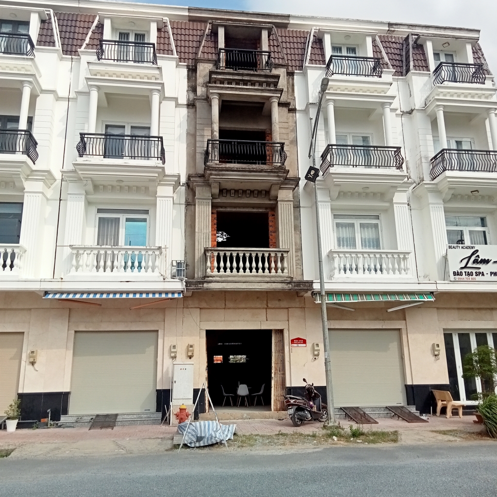 Nhà phố thương mại mặt tiền kinh doanh Chợ Cái Vồn, Vĩnh Long 54m² giá 6.99 tỷ - Đầu tư sinh lời ngay!