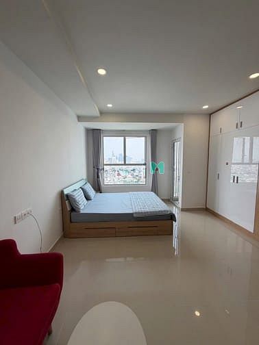 Căn hộ Officetel Sunrise CityView Q7 38m² giá 2.9 tỷ - Đầy đủ nội thất, sẵn sàng ở ngay!