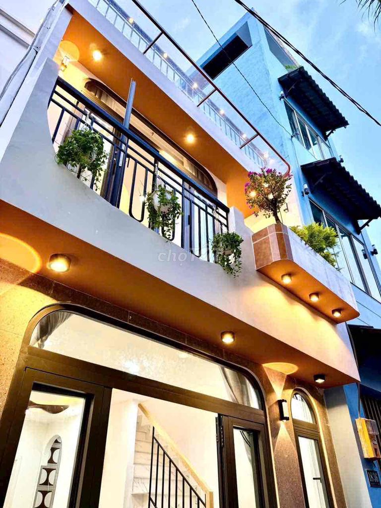 Căn hộ 3PN 2WC Đường Lê Quang Định 90m² giá 14.5 triệu - Sẵn sàng vào ở ngay!