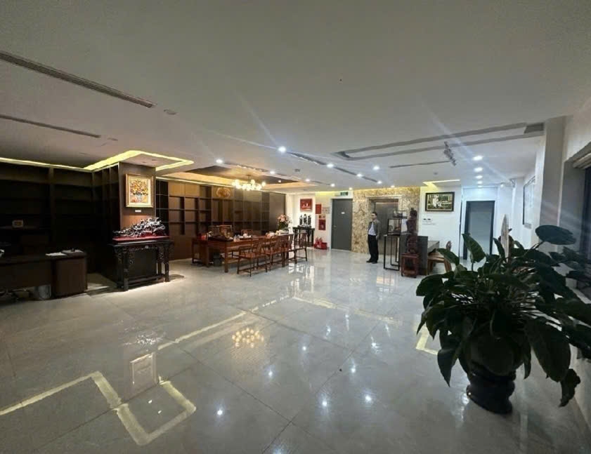 Bán tòa nhà phố Nguyễn An Ninh, quận Hoàng Mai 240m² giá 138 tỷ - Kinh doanh sầm uất, giao thông thuận lợi!