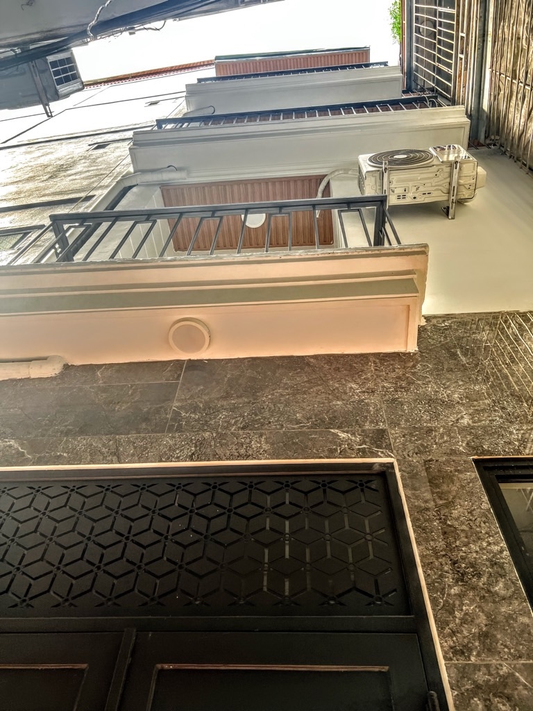 Nhà đẹp Hoàng Mai 41m² giá 6.5 tỷ - Mặt ngõ thoáng rộng, giao thông thuận tiện!