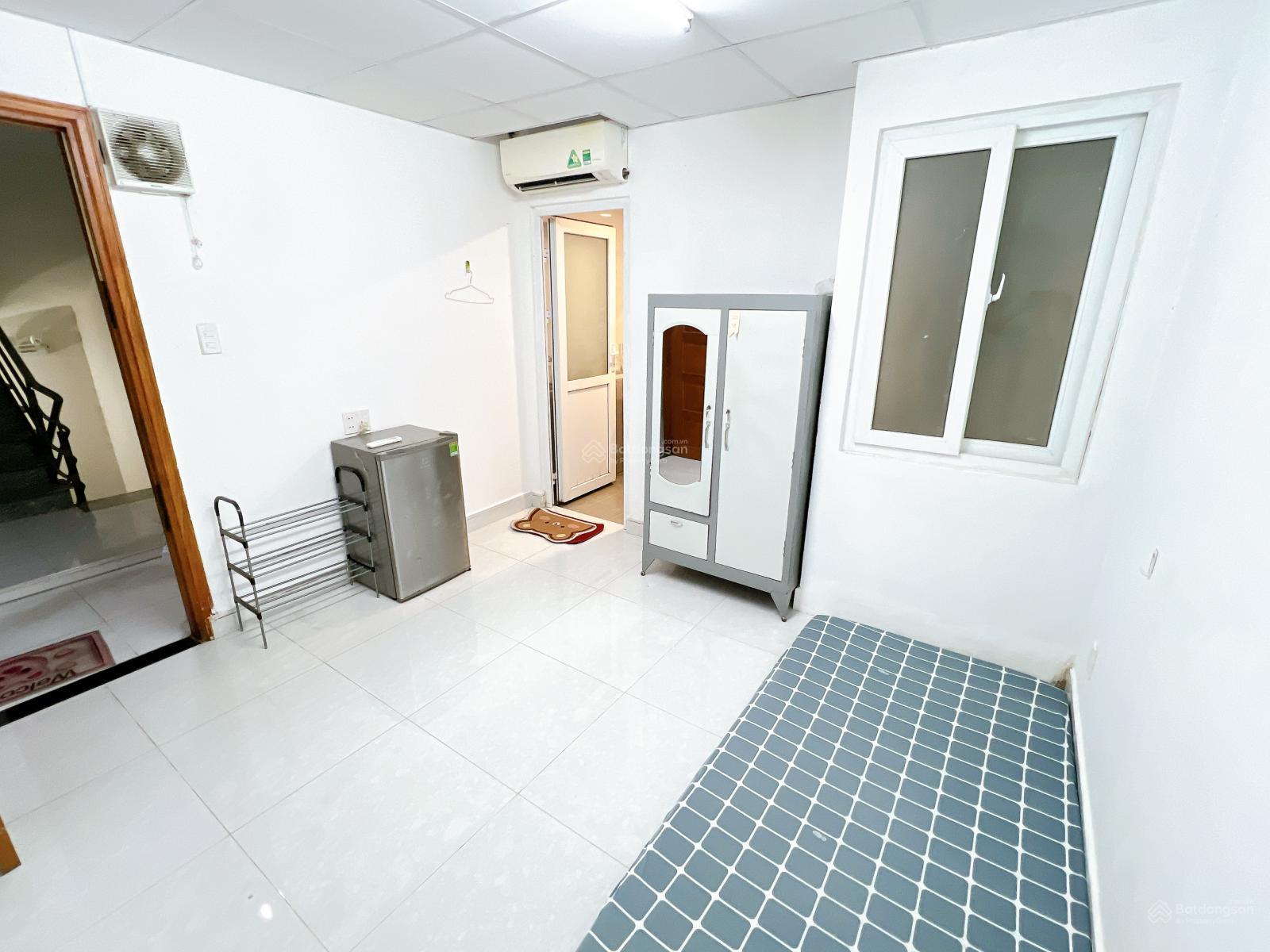 Phòng trọ full nội thất Tân Bình 20m² giá 3.2 triệu - Sẵn sàng vào ở!