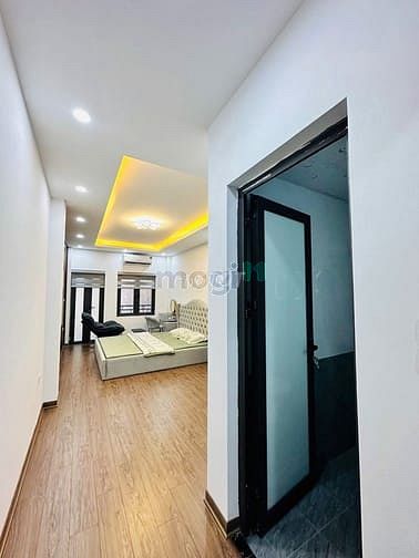 Nhà đẹp ngõ Trại Cá, Quận Hai Bà Trưng 32m² giá 8.2 tỷ - Sẵn sàng vào ở!