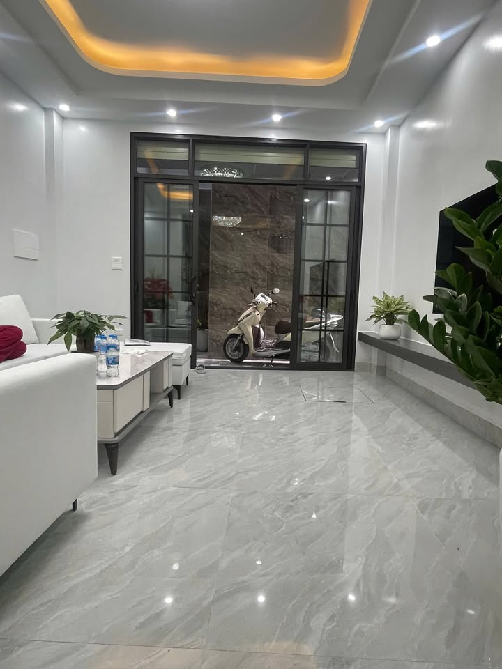 Nhà Ngoại Giao Đoàn 31m² giá thỏa thuận - Chính chủ bán gấp!