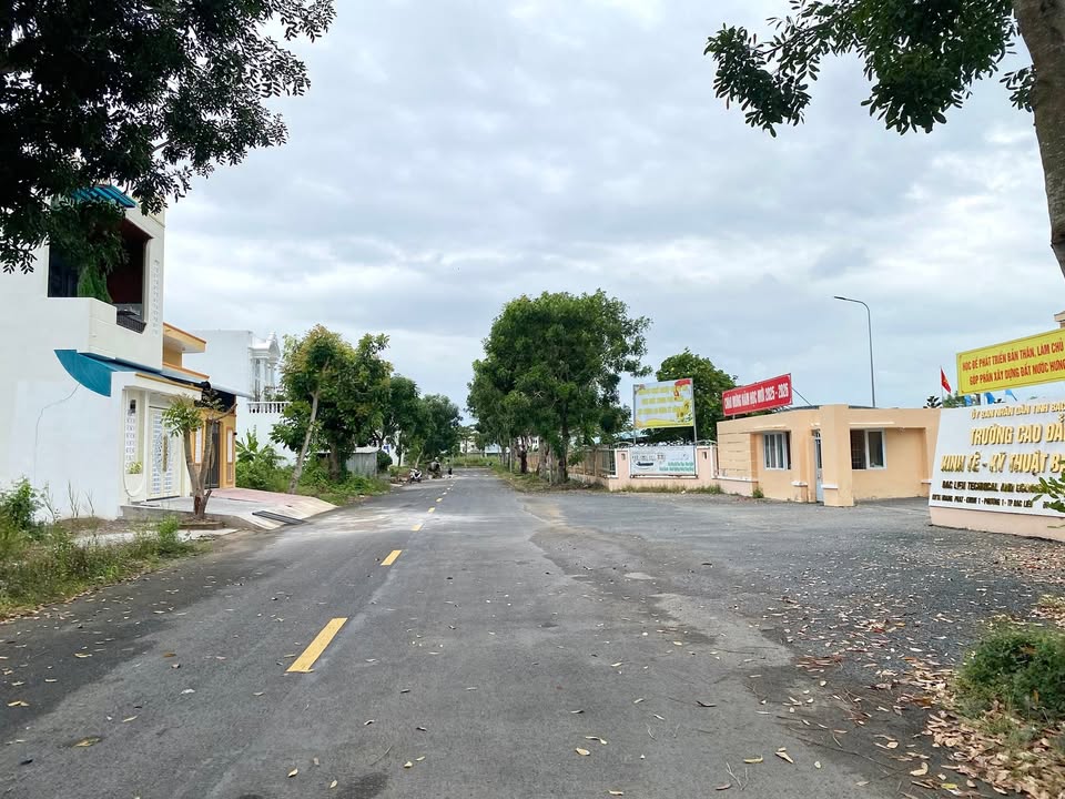 Đất nền 2 mặt tiền KDC Hoàng Phát Bạc Liêu 135m² giá 1.55 tỷ - Cơ hội đầu tư hấp dẫn!