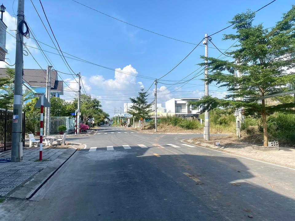 Đất nền KDC Tràng An Bạc Liêu 81m² giá 920 triệu - Vị trí đẹp, thổ cư 100%!