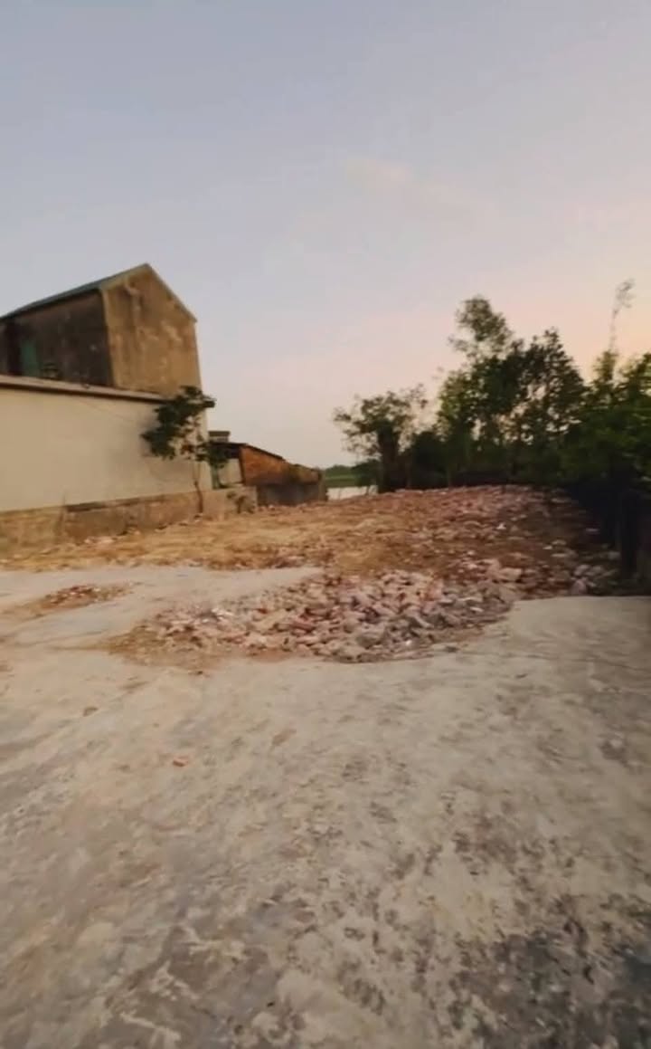 Đất 2 mặt tiền Thạch Quý, 332.9m² giá 4 tỷ - Cơ hội đầu tư tuyệt vời!