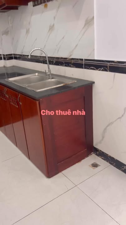 Nhà cho thuê tại thị trấn Cần Giuộc, giá 5 triệu - Đường xe hơi vào tận nhà!