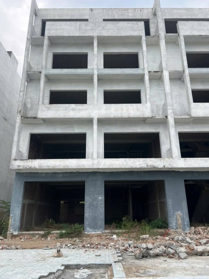 Shophouse TQ5 Trâu Quỳ 75m² giá 14 tỷ - View trường học thoáng đãng!