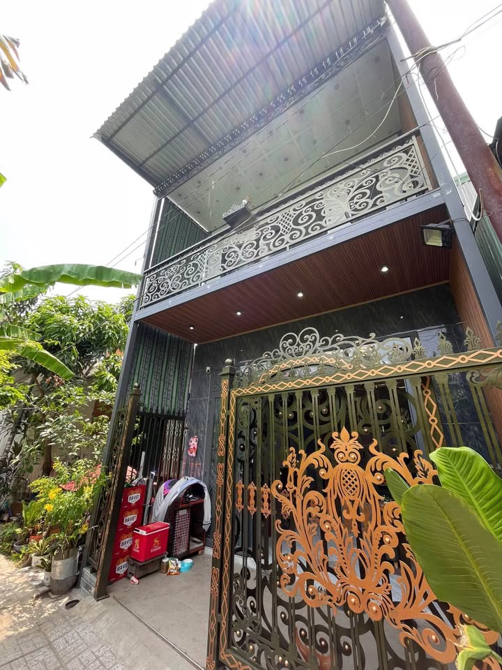 Nhà phố 1 trệt 1 lầu hẻm Rạch Cần Xây, Bình Đức, 63m² - Giá 1.1 tỷ thương lượng