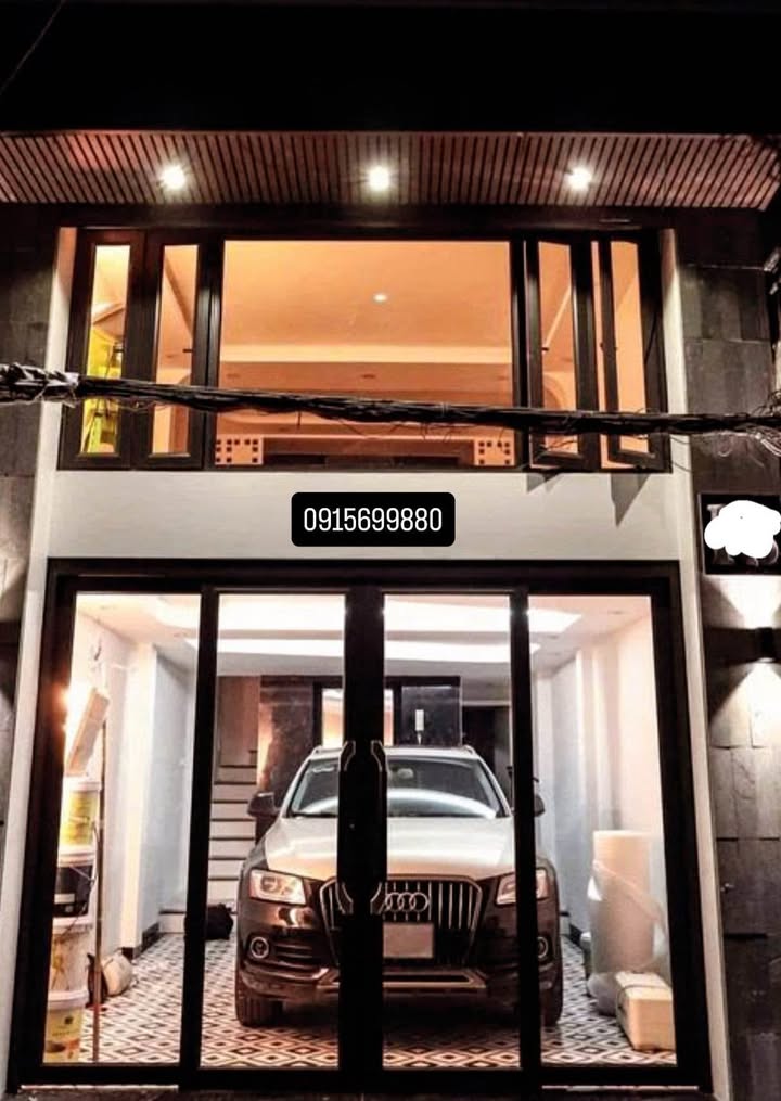 Nhà phố Hoàng Ngân 50m² giá thương lượng - Vị trí đắc địa kinh doanh và ở ngay!