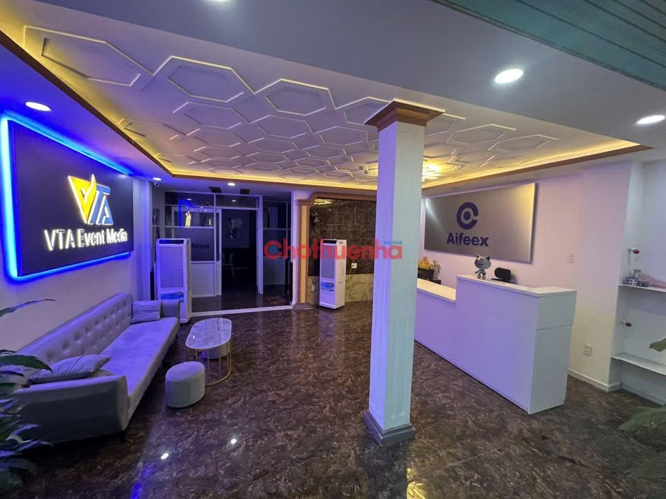 Nhà cho thuê đẹp tại Bàu Cát, Tân Bình 90m² - Phù hợp mở văn phòng và spa!