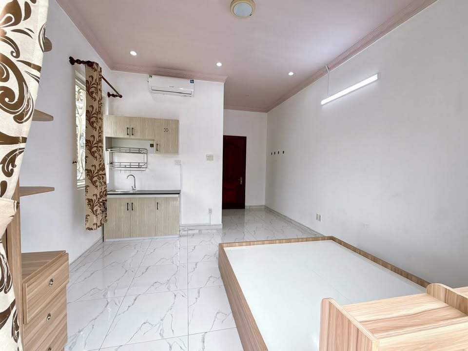 Phòng cho thuê Mã Lò, Bình Tân 20m² giá 4.3 triệu - Sẵn nội thất tiện nghi!