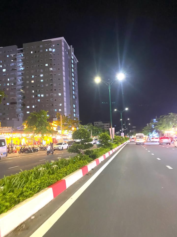 Nhà mặt tiền đường Thống Nhất Mới, Vũng Tàu 446m² giá 39.999 tỷ - Kinh doanh nhộn nhịp!