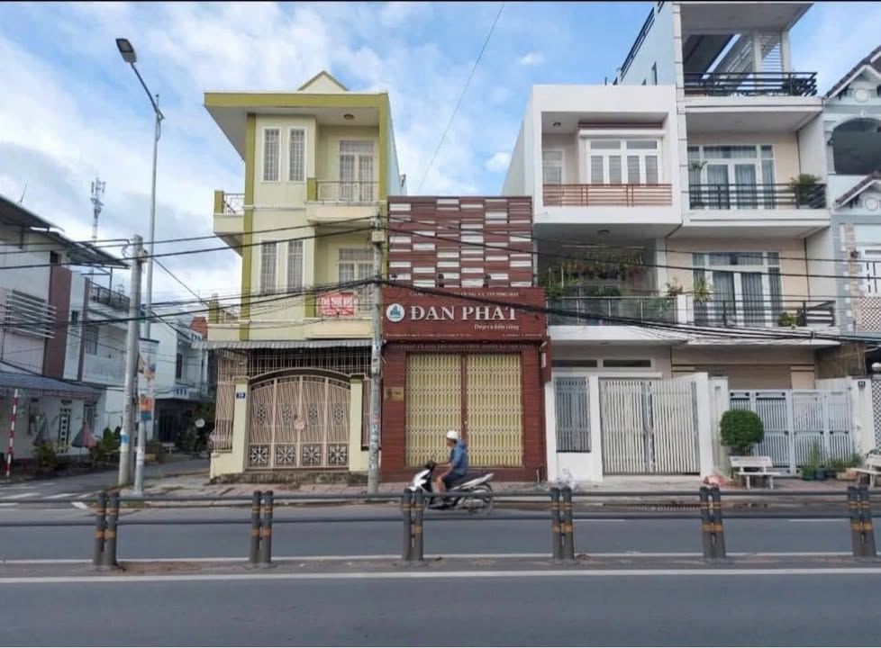 Bán Nhà Mặt Tiền Trần Hoàng Na, An Khánh, Ninh Kiều - 81m² Giá 9,5 Tỷ Thương Lượng