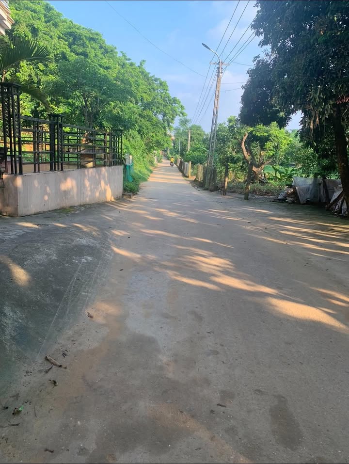 Đất nền Phượng Lâu Việt Trì 155m² giá 1.8 tỷ - Đường thông ô tô tránh nhau!