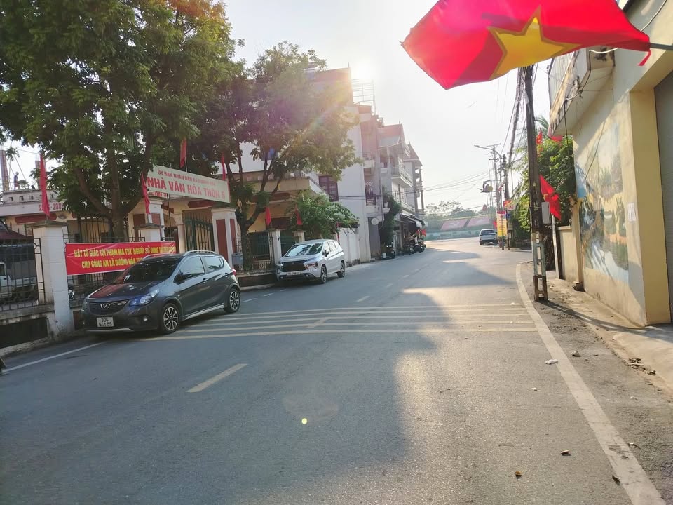 Nhà phố Trịnh Văn Bô, Nam Từ Liêm 42m² - Kinh doanh sầm uất, giá thỏa thuận!