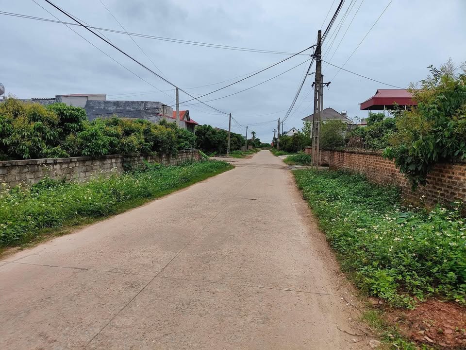 Đất thổ cư Kiên Thành Lục Ngạn 550m² giá 2 tỷ - Đầu tư sinh lời ngay!