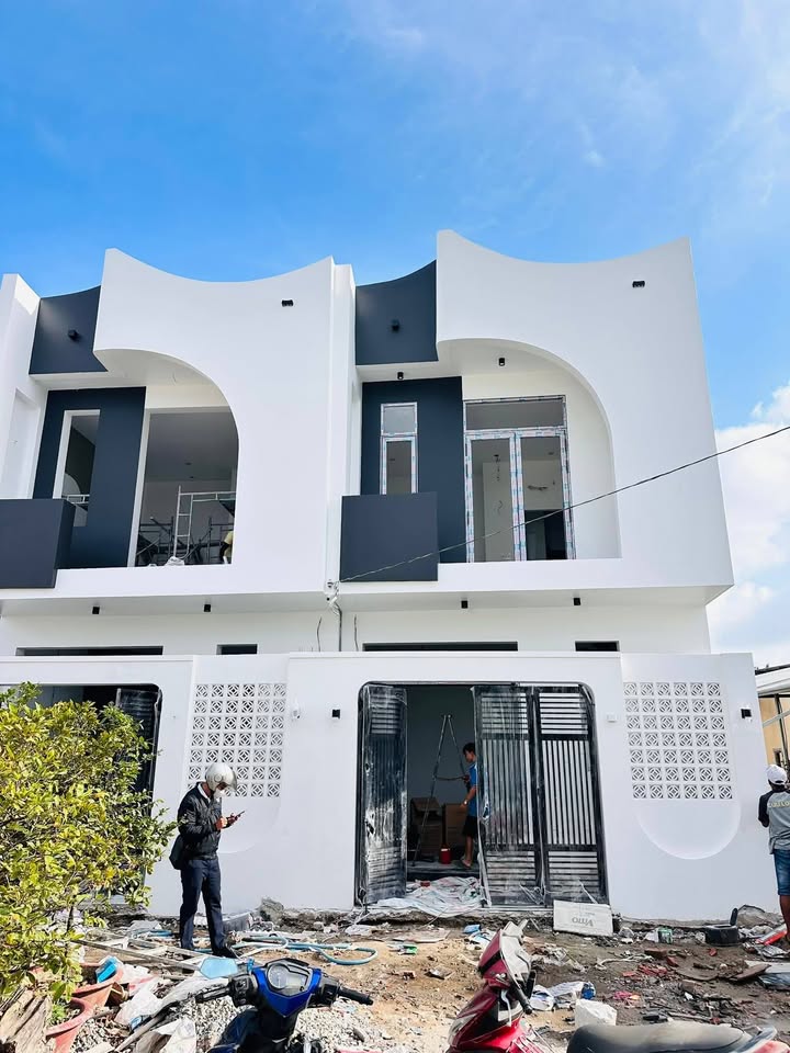 Nhà phố 3 phòng ngủ An Thới, Bình Thủy 100m² giá 2.19 tỷ - Sẵn sàng vào ở ngay!