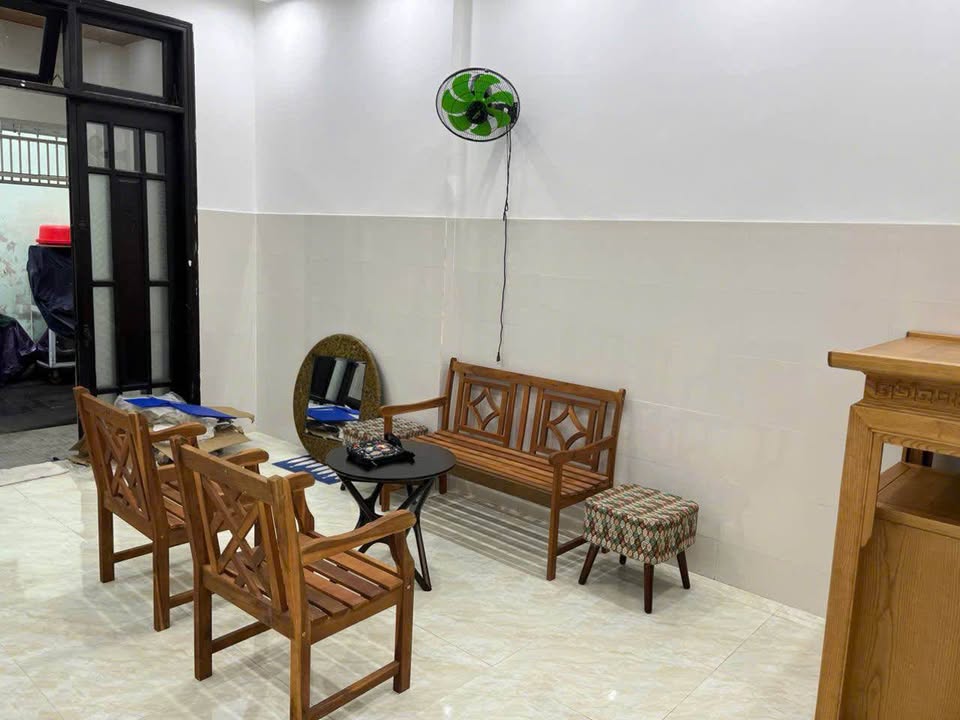 Nhà nguyên căn Trần Phú Đà Nẵng 50m² giá 11 triệu - Vị trí trung tâm tiện lợi!