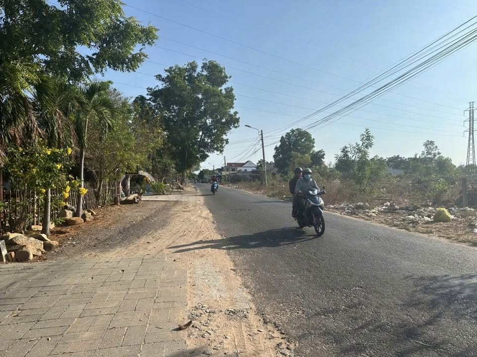 Cho thuê đất mặt tiền đường Hồ Quang Cảnh, xã Thiện Nghiệp, 6000m² - Đầu tư sinh lời ngay!