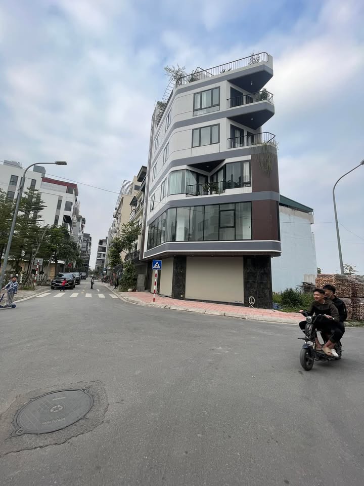 Đất nền khu đấu giá Thạch Bàn 65m² giá thỏa thuận - Kinh doanh đỉnh cao!