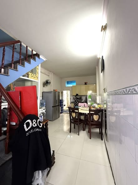 Nhà riêng Lạc Long Quân, Q11 - 56m² chỉ 7 tỷ - Pháp lý chuẩn, ở ngay!