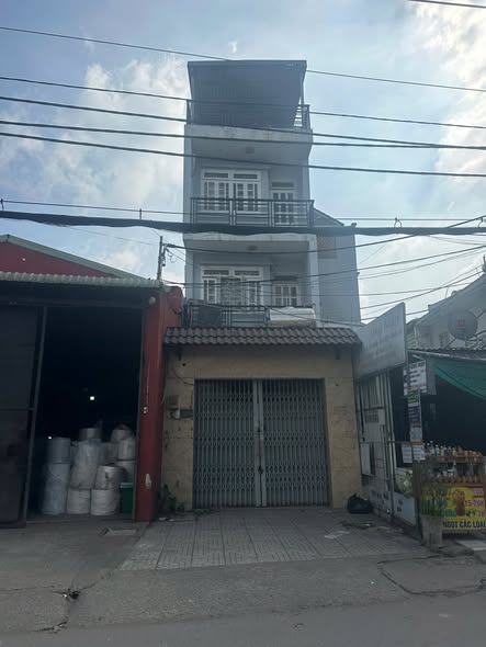 Nhà mặt tiền kinh doanh quận Bình Tân 72m² giá 8 triệu - Đầu tư sinh lời ngay!