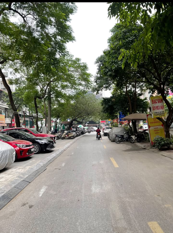 Nhà riêng Đồng Cổ Thụy Khuê Tây Hồ 40m² giá 8.45 tỷ - Pháp lý rõ ràng, gần Hồ Tây!