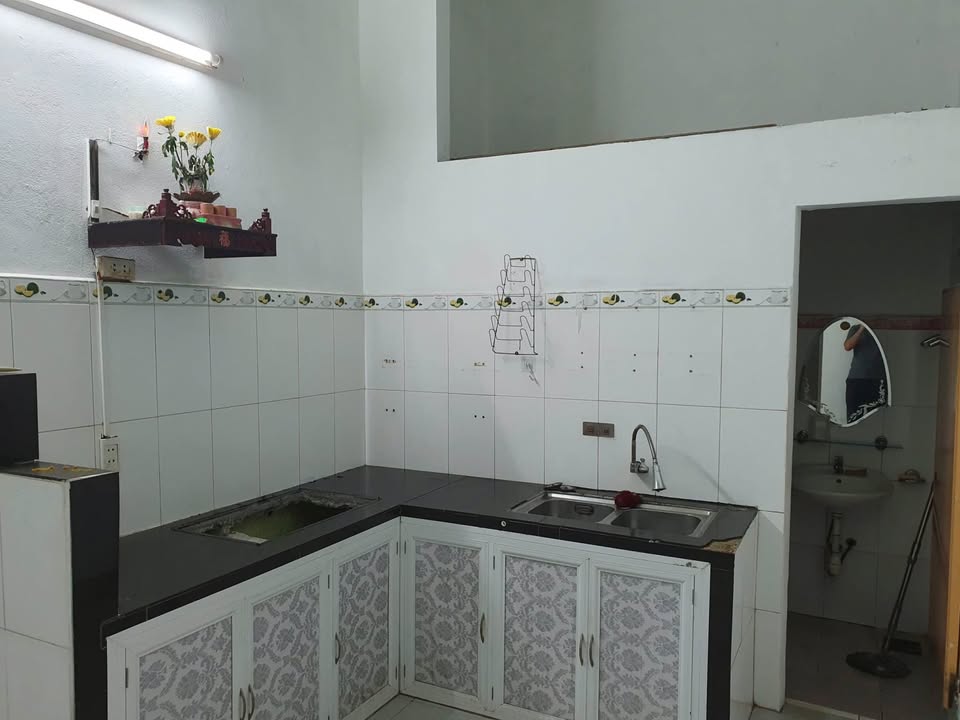 Nhà cho thuê mặt tiền Tô Hiến Thành, Đà Nẵng 75m² - Phù hợp kinh doanh