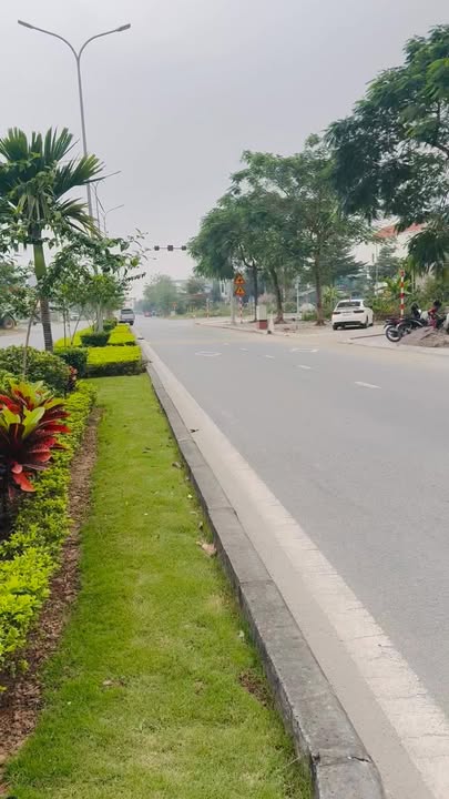 Bán nhà mặt đường Nguyễn Phúc Lai, Phủ Lý 90m² giá 10 tỷ - Đầu tư kinh doanh lý tưởng!