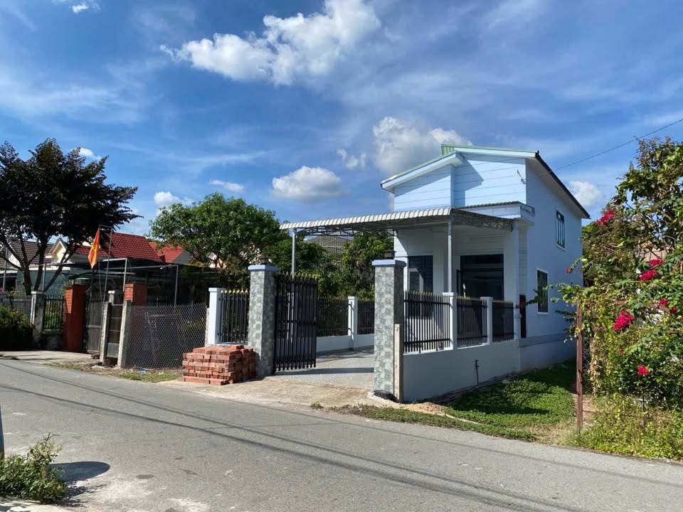 Nhà mặt tiền đường Tân Thành 38, Tân Uyên 649m² giá 4.5 tỷ - Cơ hội đầu tư hấp dẫn!