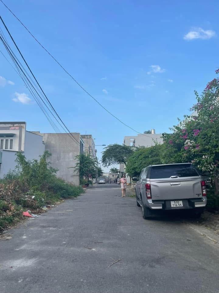 Đất nền 50m² đường Nguyễn Xiển, quận 9 giá 2.5 tỷ - Sổ hồng riêng