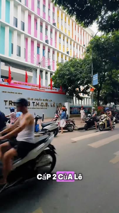 Nhà mặt phố Bà Triệu, Hà Đông 65m² giá thỏa thuận - Đầu tư sinh lời ngay lập tức!